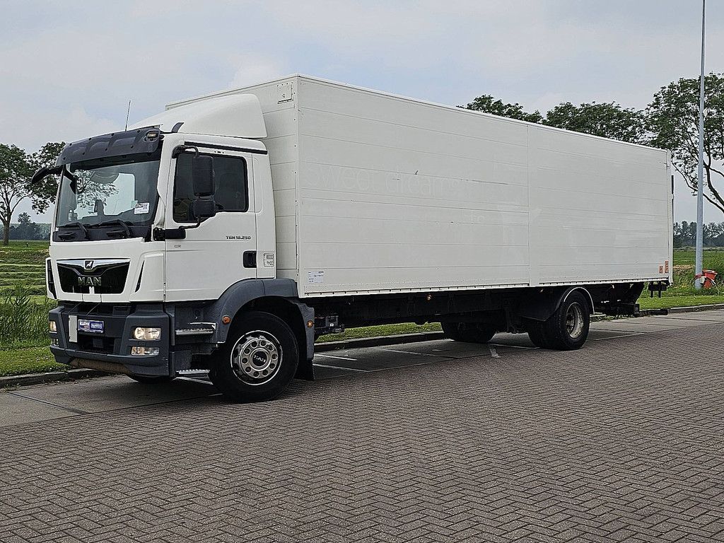 M.A.N. 18.250 TGM bl taillift airco