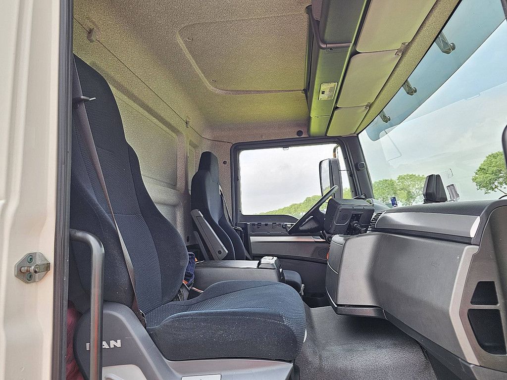M.A.N. 18.250 TGM bl taillift airco