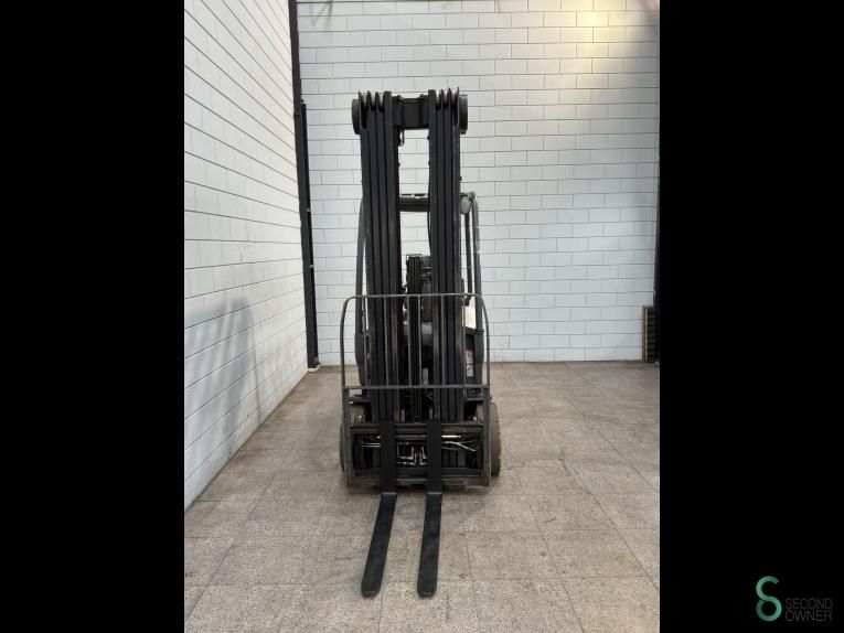 Gabelstapler Elektrisch Crown FC 4515 2.5 2015