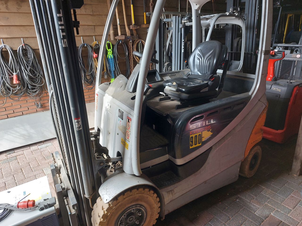 Still RX60-25 triplex sideshift accu 2021