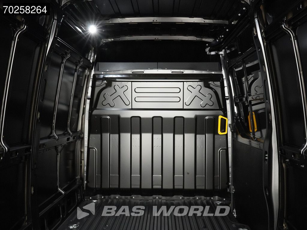 Iveco Daily 35S21 210PK 3.0L Automaat Black Ed. 2025 model L2H2 ACC LED CarPlay Velgen Camera 12m3 Klima