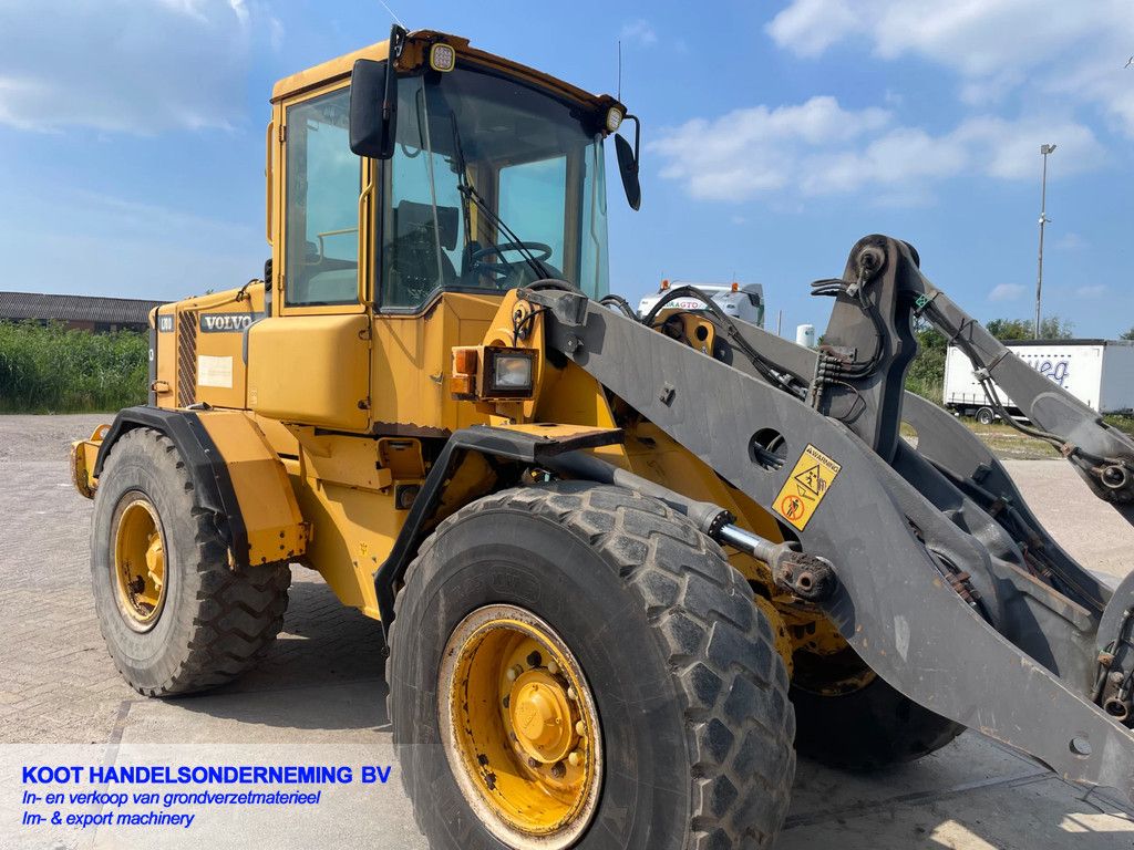 Volvo L70D (Good Condition)