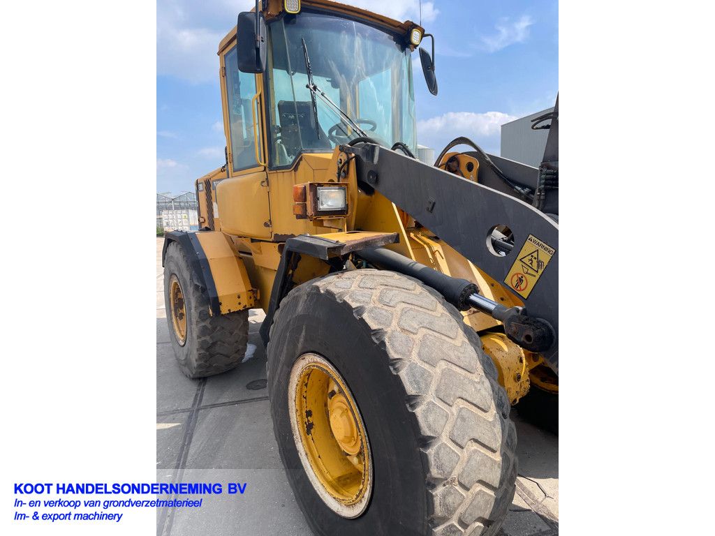 Volvo L70D (Good Condition)