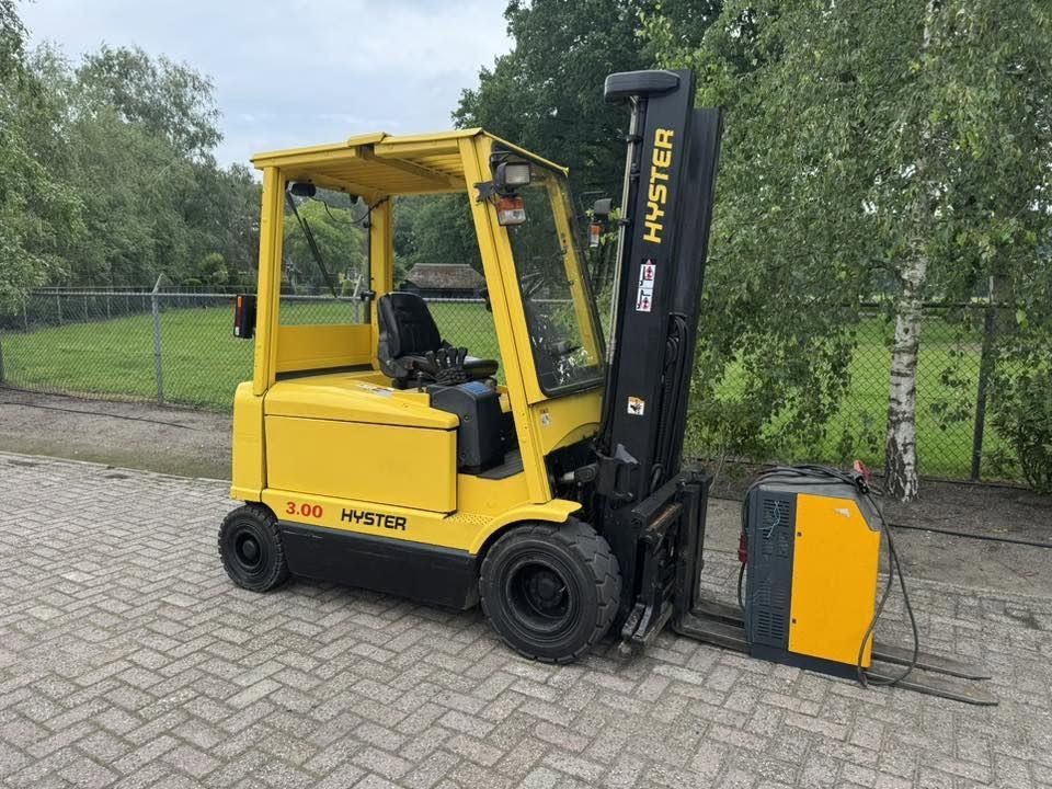Hyster J3.00XM-861 Heftruck ELECTRIC