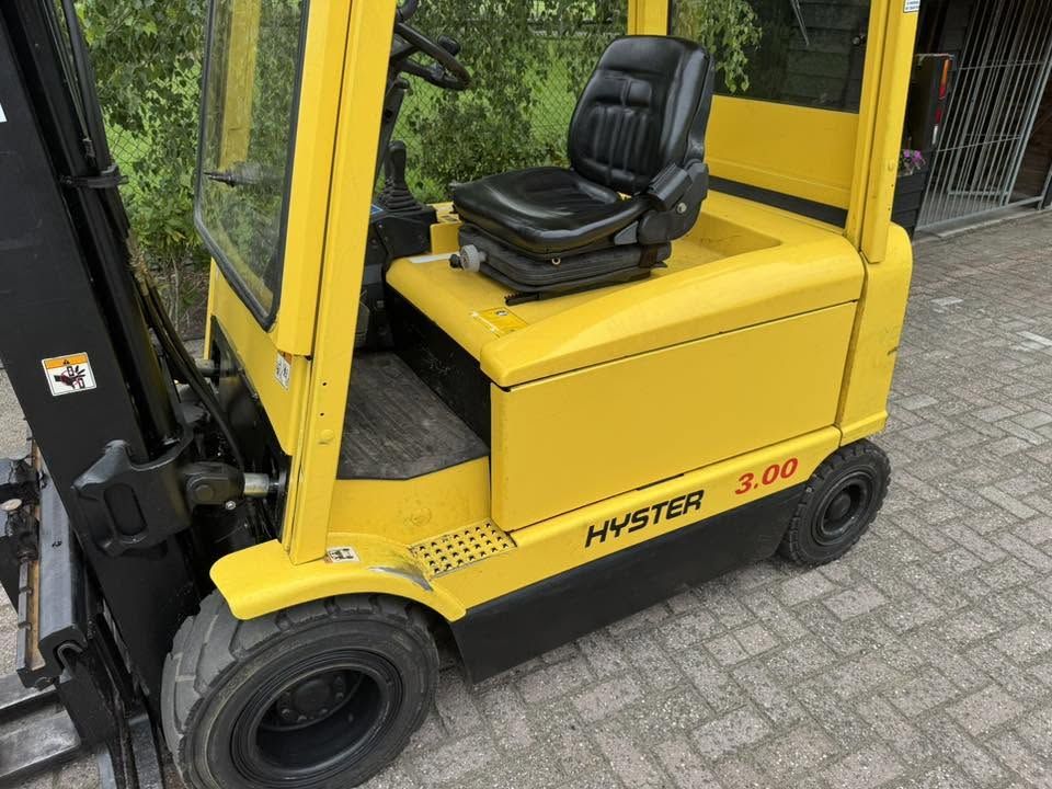 Hyster J3.00XM-861 Heftruck ELECTRIC