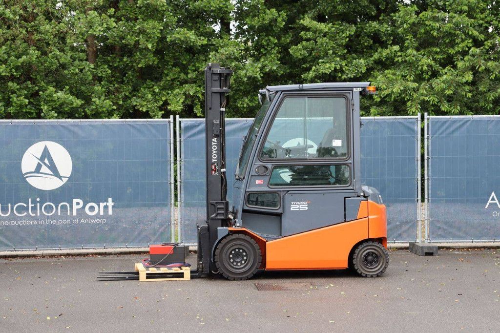 Toyota 8FBMKT25 Electric Forklift 2500kg 3.7m 2018