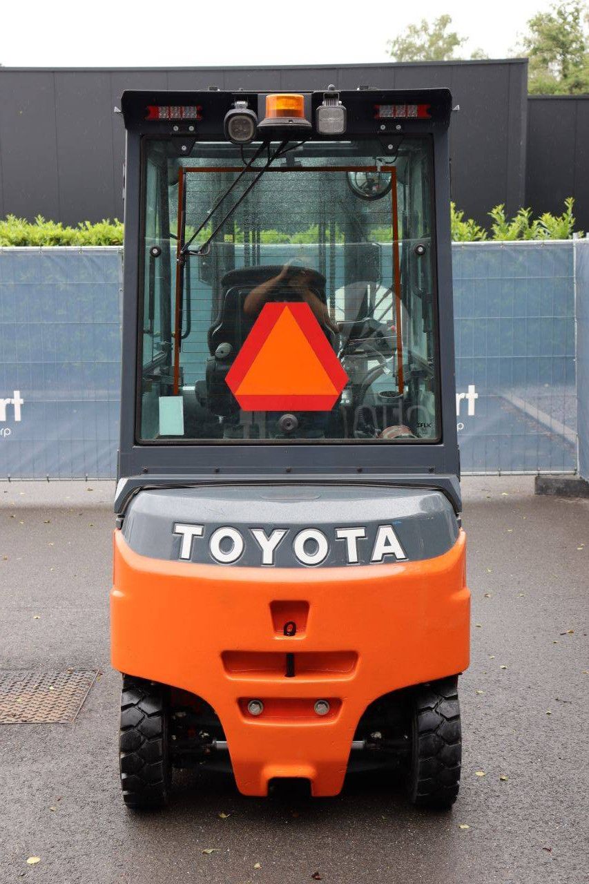 Toyota 8FBMKT25 Electric Forklift 2500kg 3.7m 2018