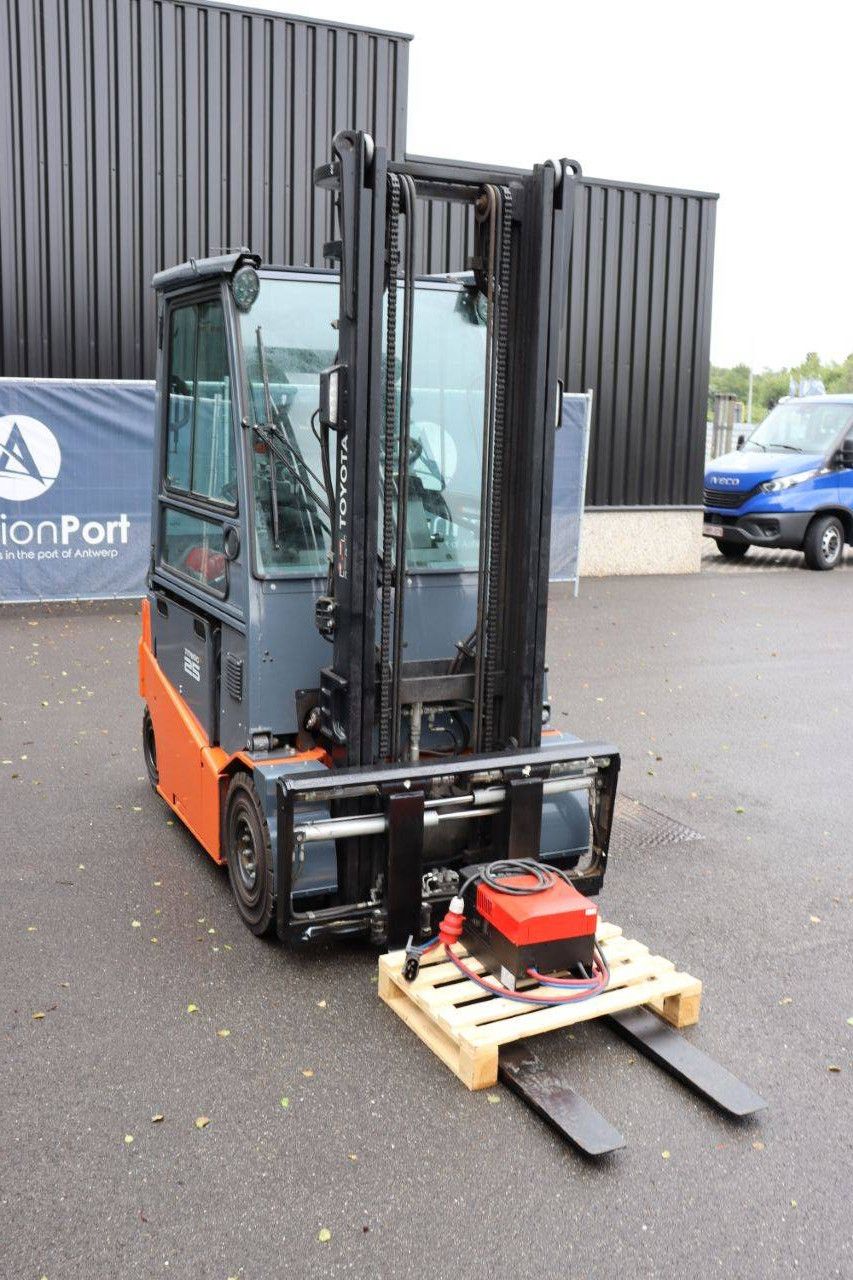 Toyota 8FBMKT25 Electric Forklift 2500kg 3.7m 2018