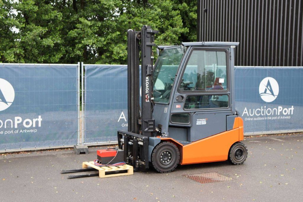 Toyota 8FBMKT25 Electric Forklift 2500kg 3.7m 2018
