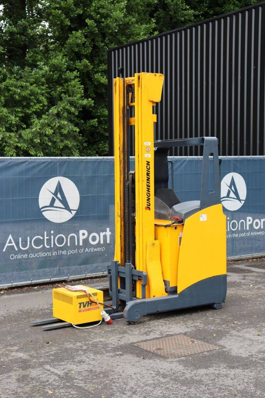 Jungheinrich ETV 110 Electric Reach Truck 1000kg 7.1m 2006