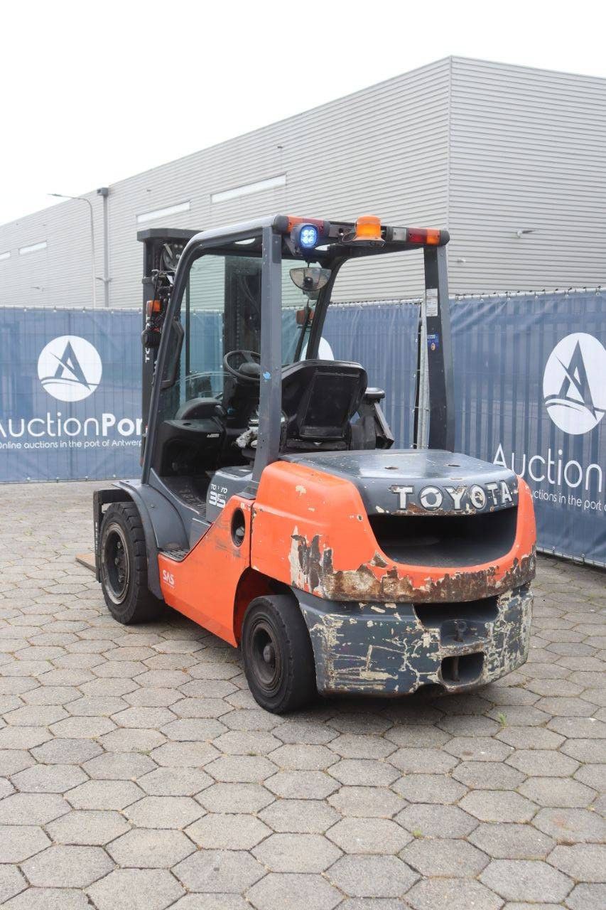 Gabelstapler Toyota 8FDJF35 Diesel 3500kg 4,3m 2016