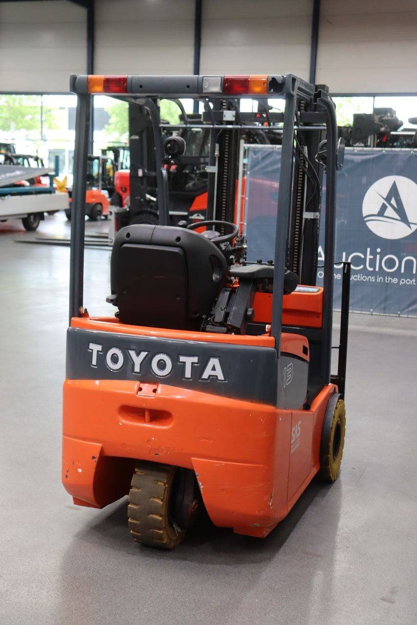 Toyota 7FBEST13 Electric Forklift 1300kg 4.7m