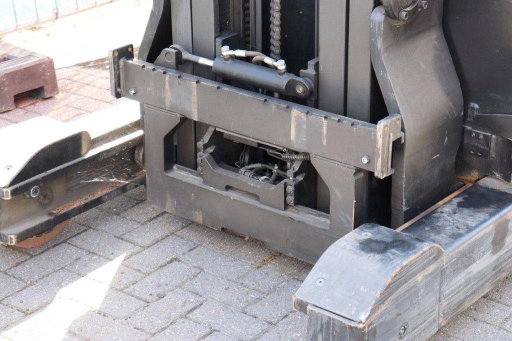 Reach Truck BT Reflex Electric 1600kg 6.0m 2016
