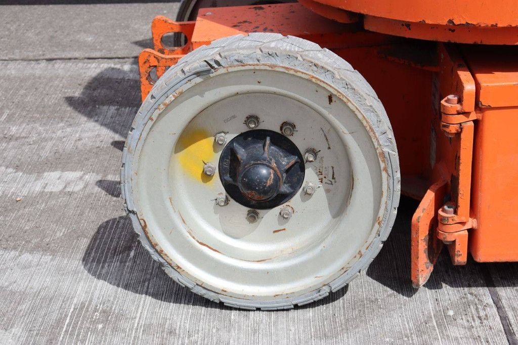 JLG E300AJP Elektrische Gelenkteleskoparbeitsbühne 9 m 2007