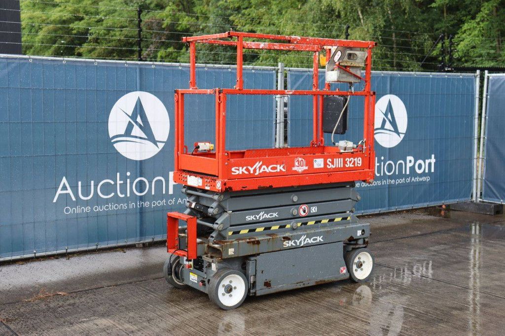 Skyjack SJ3219 Electric Scissor Lift 7.8m 2016