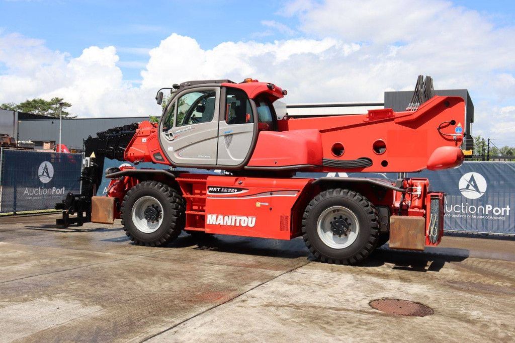 Manitou MRT 3255+ Telehandler Diesel 5500kg 31.6m 2016