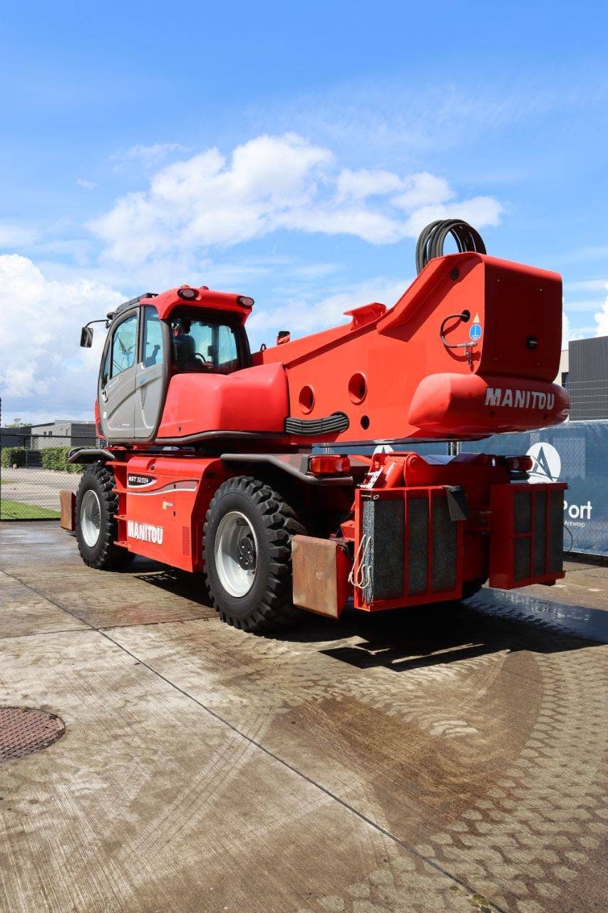 Manitou MRT 3255+ Telehandler Diesel 5500kg 31.6m 2016