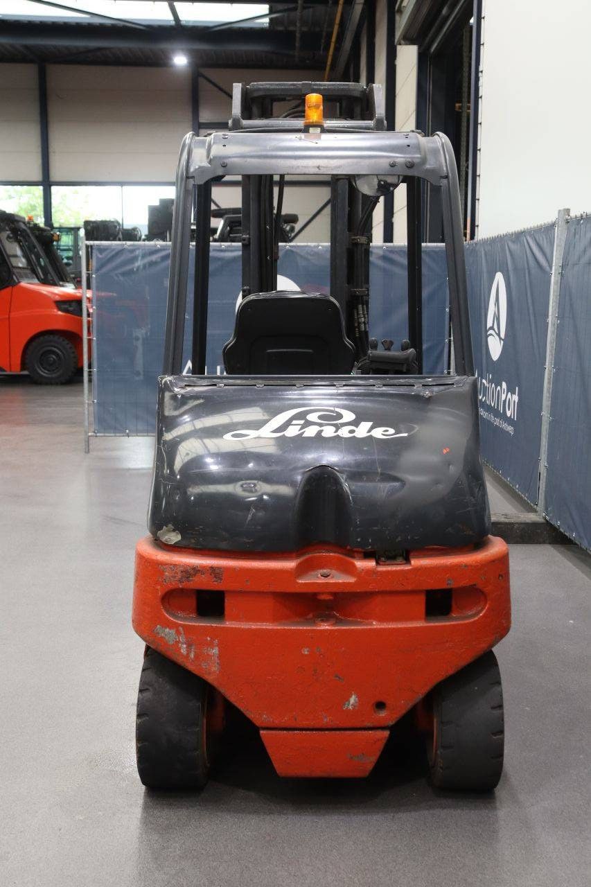 Linde E25/02 Electric Forklift 2500kg 2006