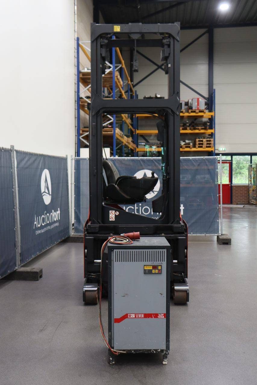 Linde R16X-03 Electric Reach Truck 1600kg 10m 2017
