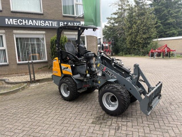 Giant G2300 HD Xtra
