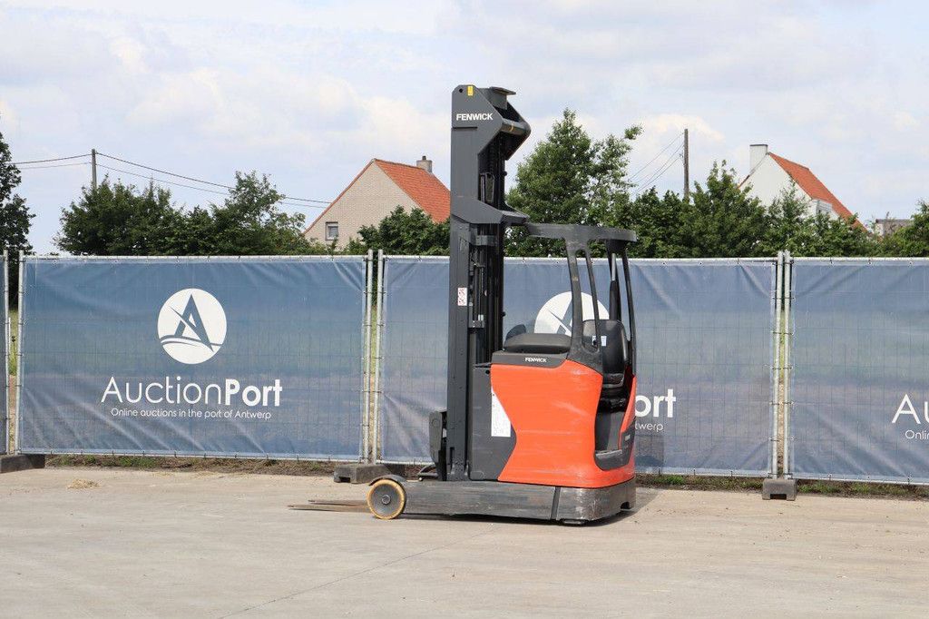 Fenwick-Linde R14-01 Electric Reach Truck 1400kg 8.6m 2019