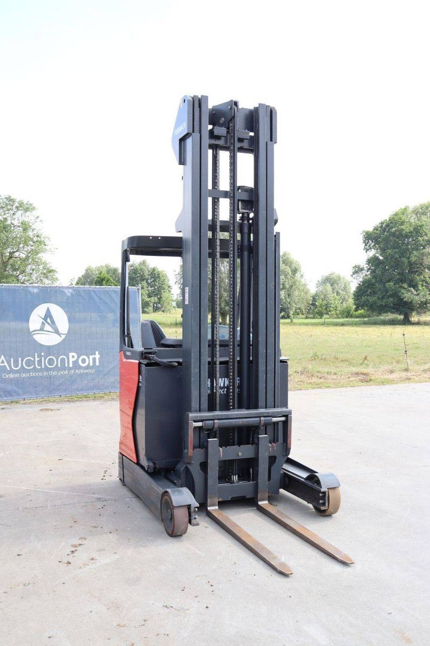 Fenwick-Linde R14-01 Electric Reach Truck 1400kg 8.6m 2019