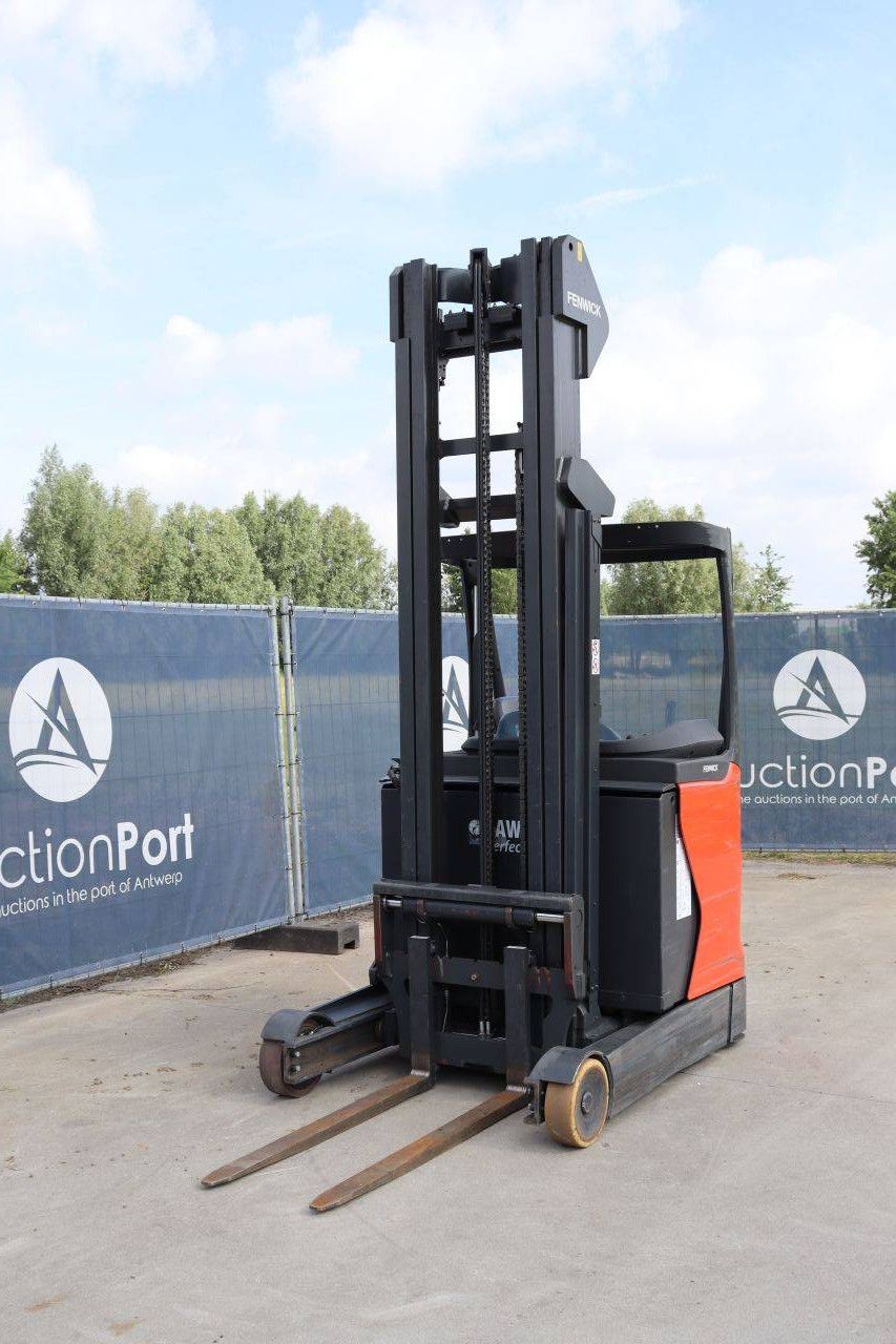 Fenwick-Linde R14-01 Electric Reach Truck 1400kg 8.6m 2019
