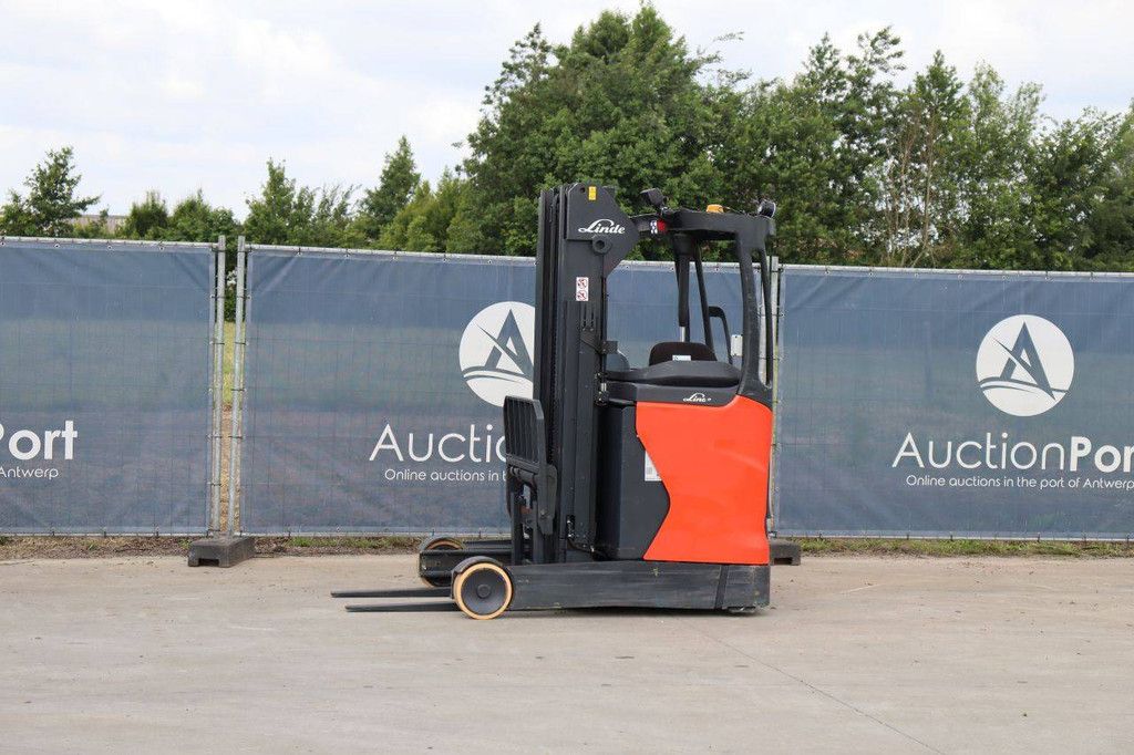 Linde R14-01 Electric Reach Truck 1400kg 8.6m 2015