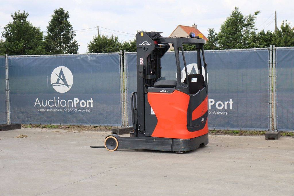Linde R14-01 Electric Reach Truck 1400kg 8.6m 2015
