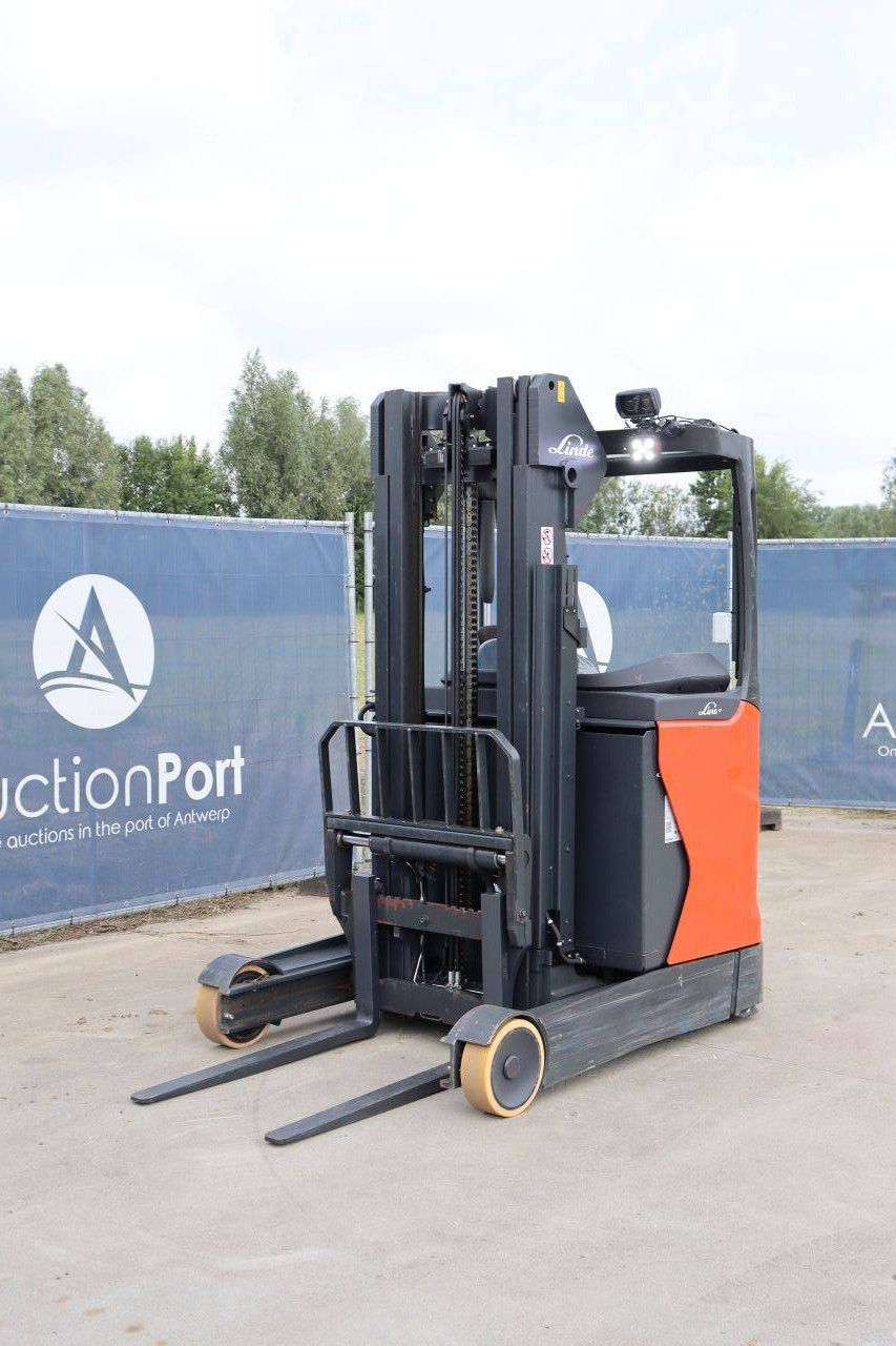 Linde R14-01 Electric Reach Truck 1400kg 8.6m 2015