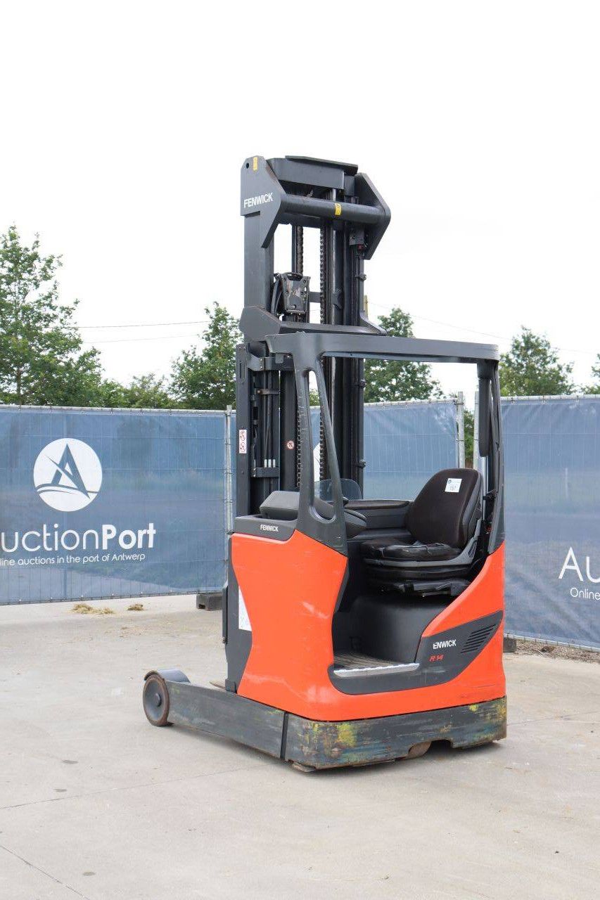 Fenwick-Linde R14-01 Electric Reach Truck 1400kg 8.6m 2017