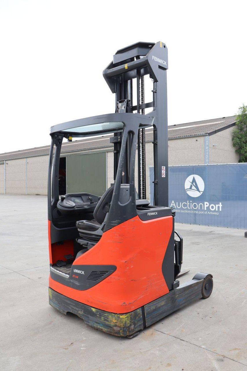 Fenwick-Linde R14-01 Electric Reach Truck 1400kg 8.6m 2017