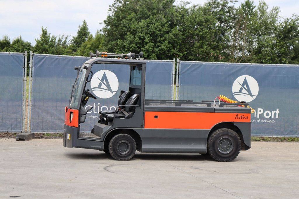 Linde P250 Electric Tractor 25000kg 2018