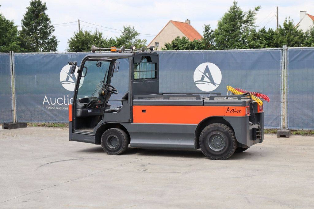 Linde P250 Electric Tractor 25000kg 2018