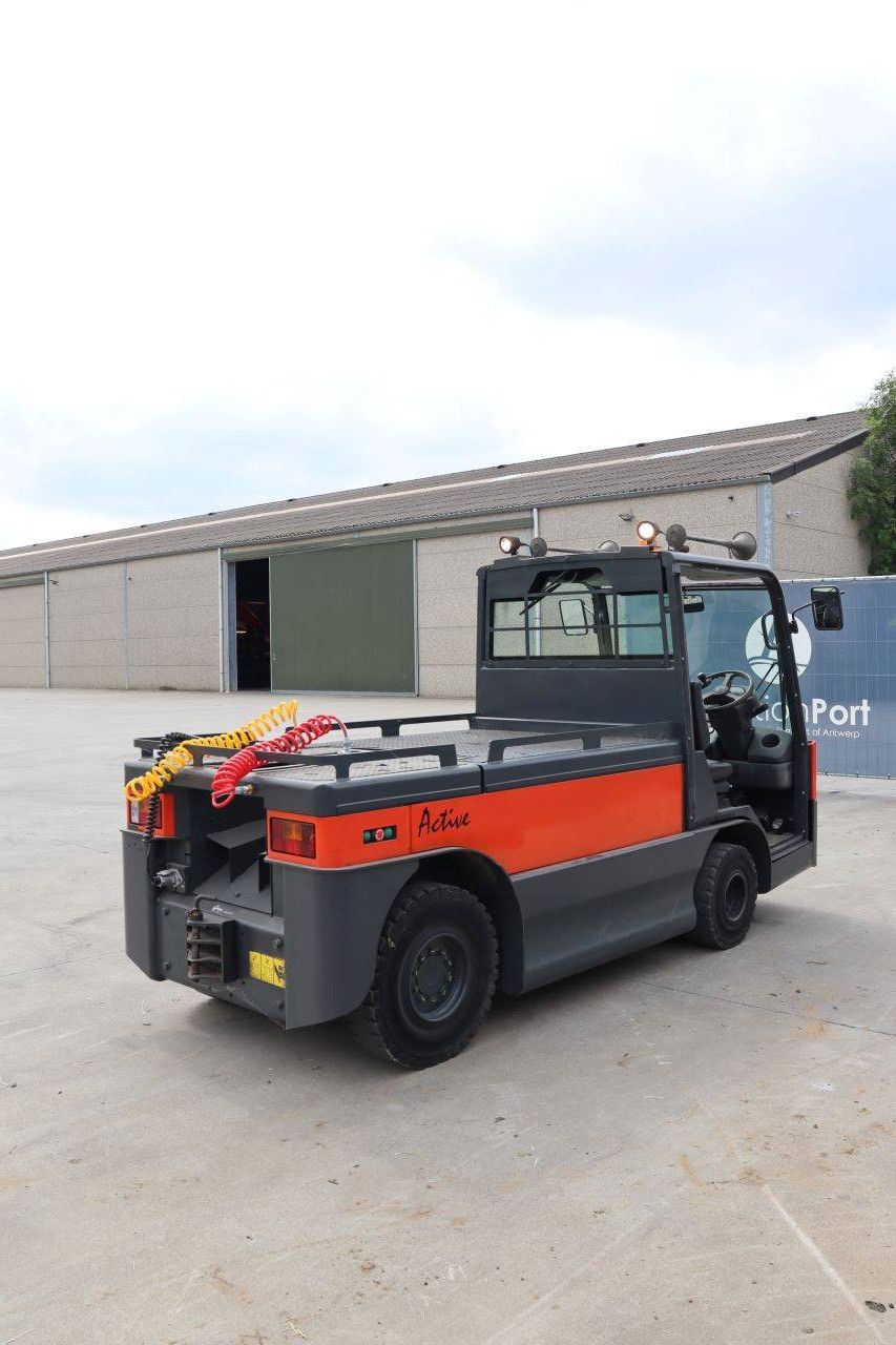 Linde P250 Electric Tractor 25000kg 2018