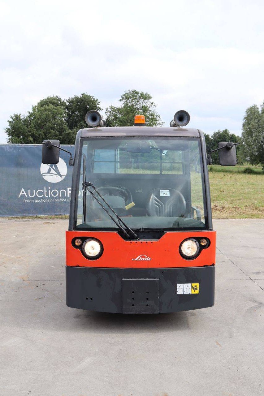 Linde P250 Electric Tractor 25000kg 2018