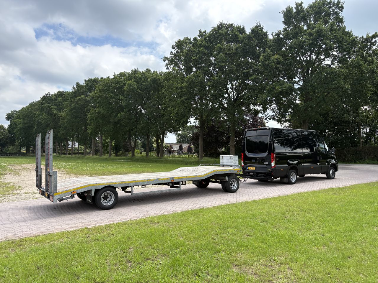 Iveco Daily 50C18 lucht geremd 11.9 ton - schamel 8 TON