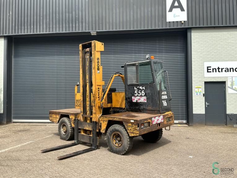 Seitenlader Diesel Boss 556-MK5