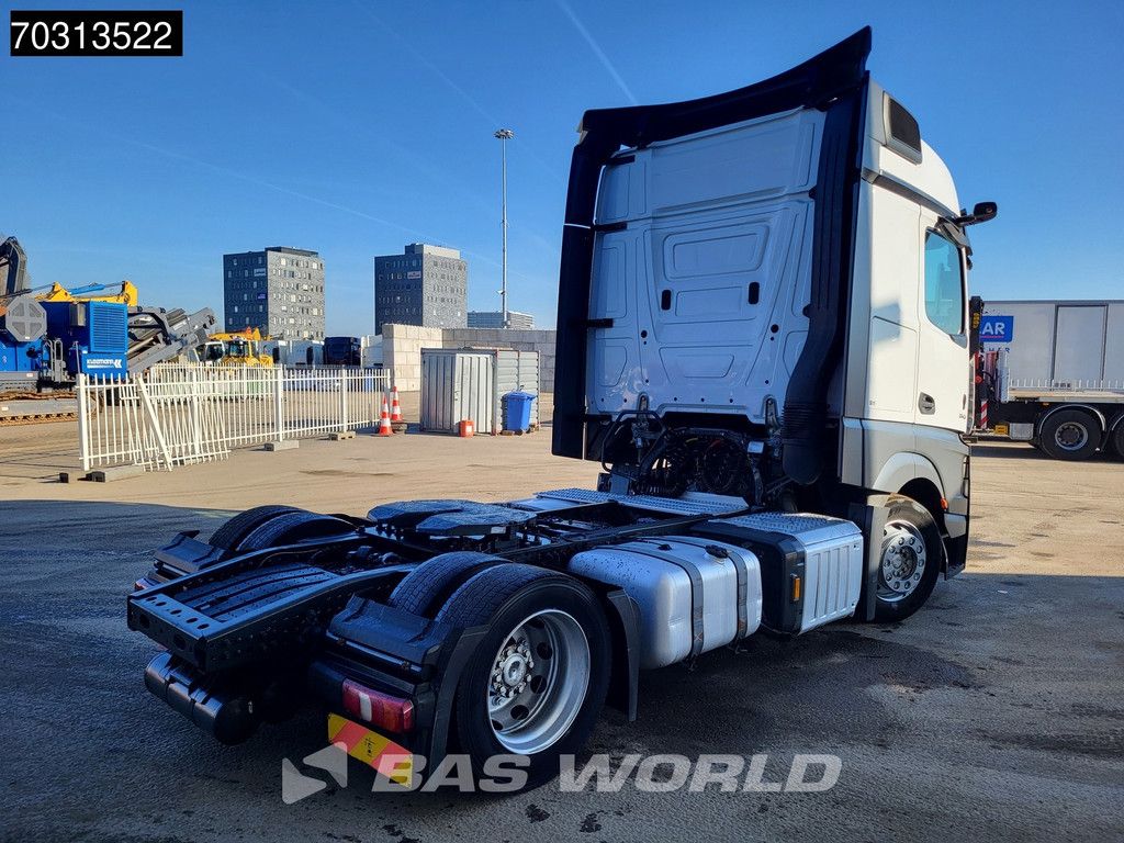 Mercedes Actros 1845 4X2 Bigspace Lowdeck Mirrorcam 2x Tank