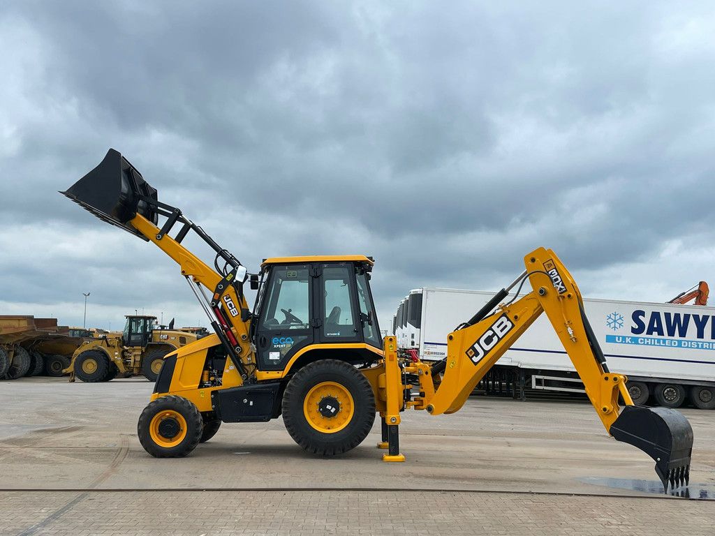 JCB 3DX