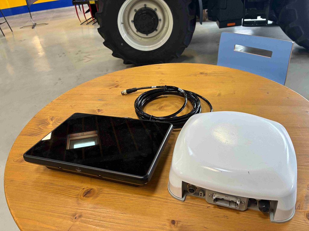 Trimble Divers XCN 1060 + NAV900