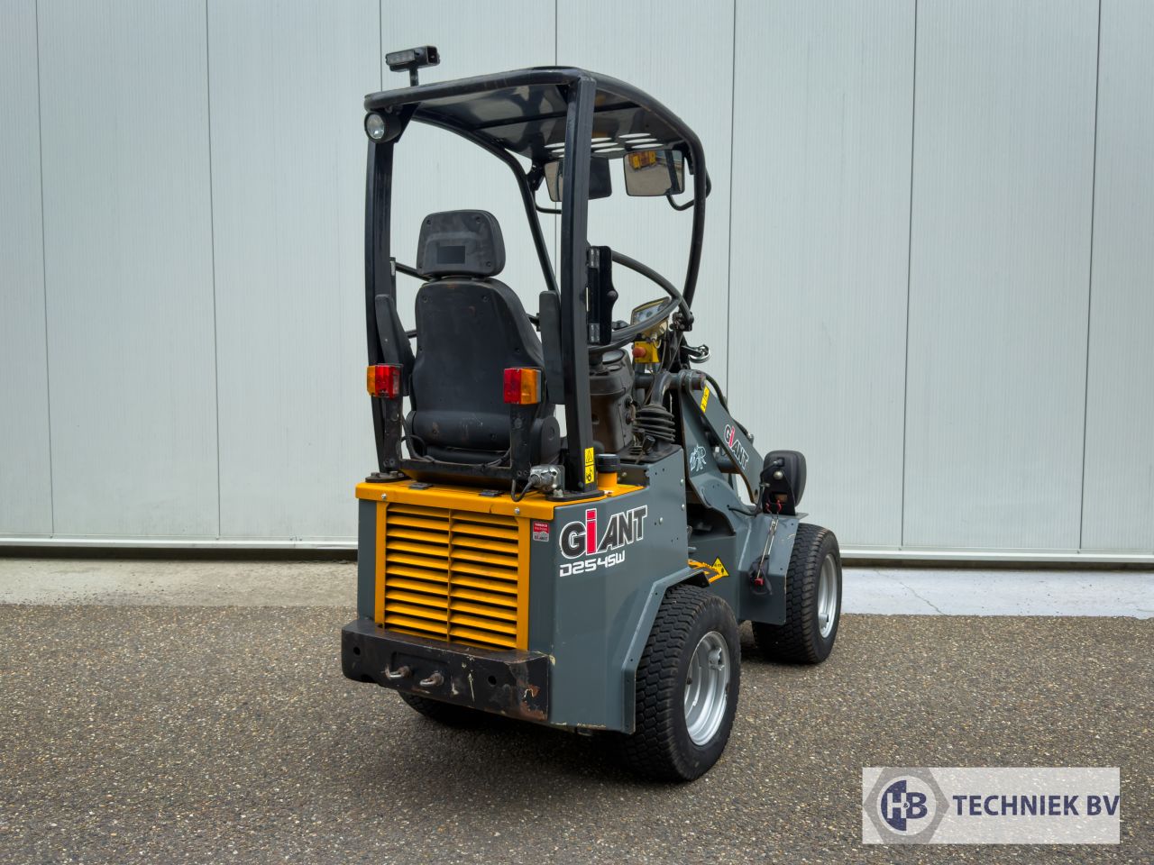 GIANT D254SW | Gereviseerde motor | Bouwjaar 2015