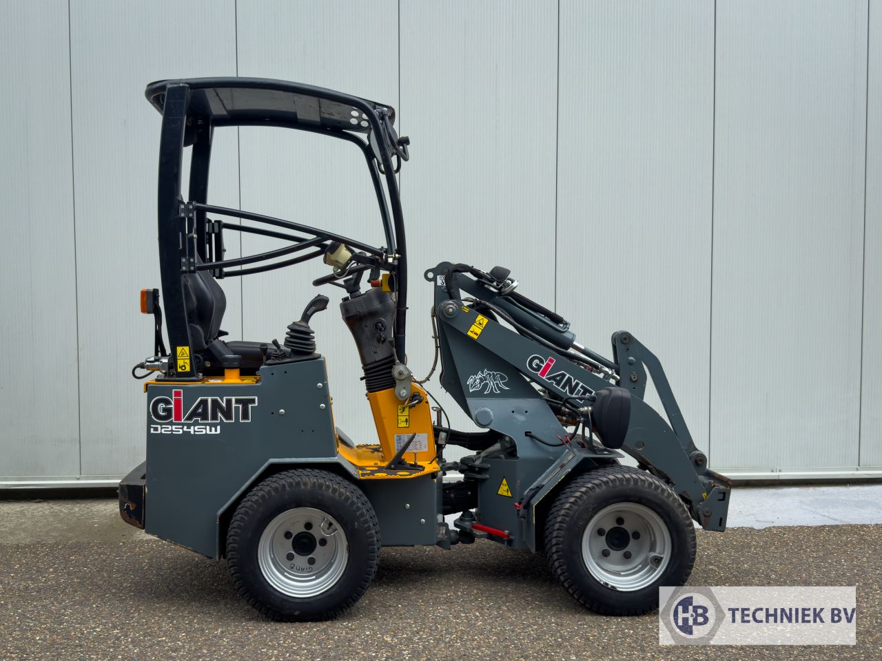 GIANT D254SW | Gereviseerde motor | Bouwjaar 2015