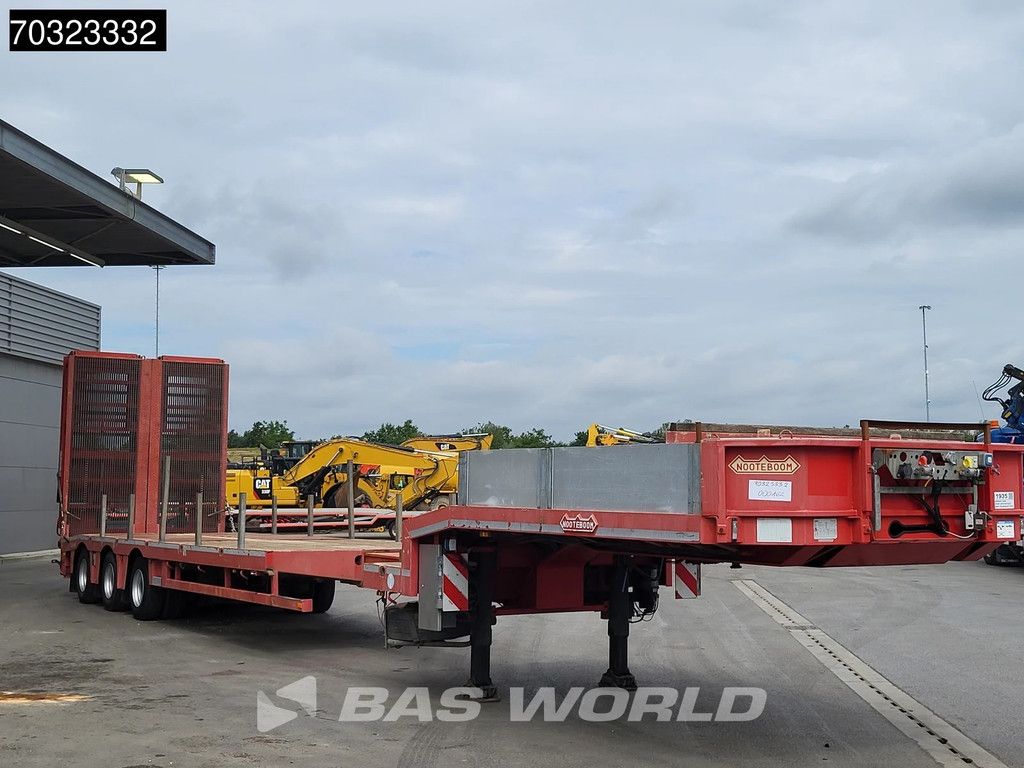 Nooteboom MCO-48-03V 3 Achsen Extendable 3xSteering APK 04/27 Ramps