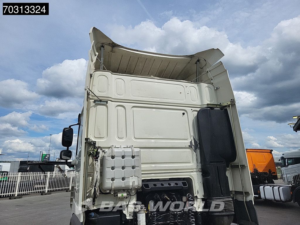 DAF XF 480 4X2 2x Tanks Mega Standklima