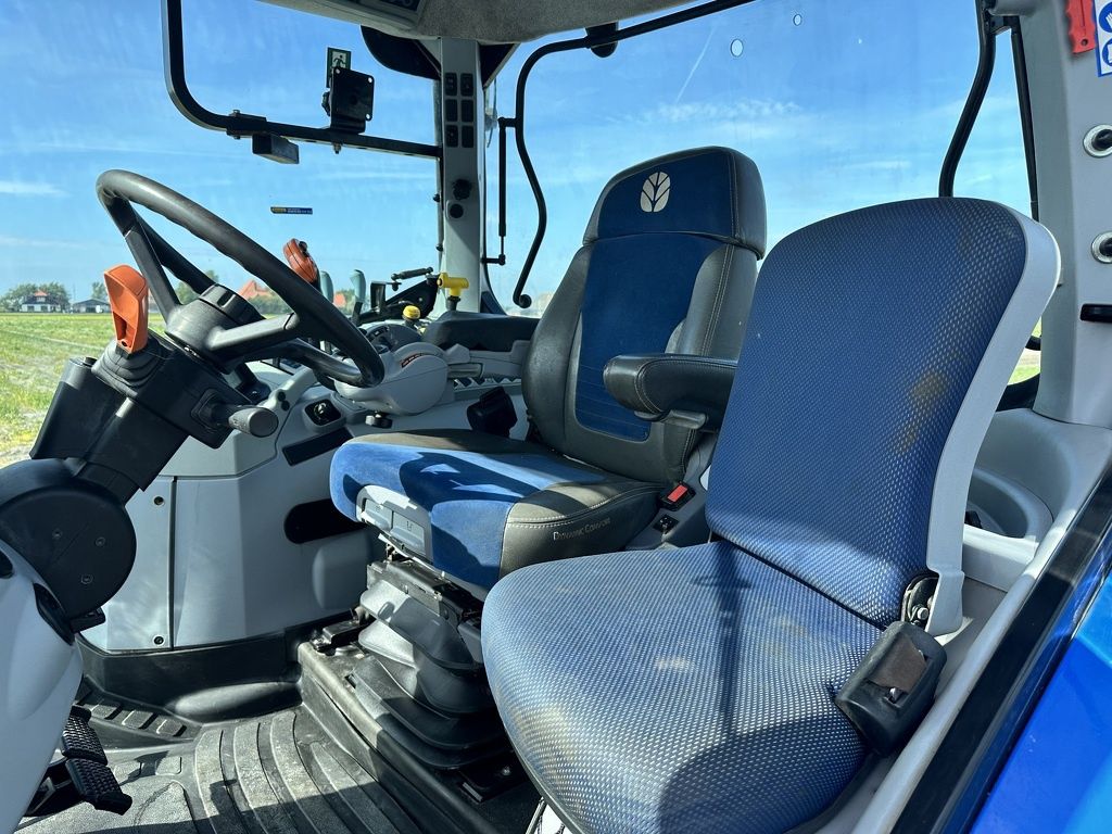New Holland T7.215 S