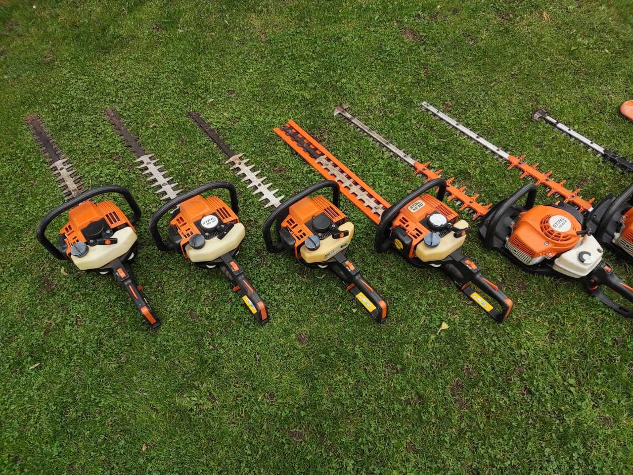 13 STIHL heggenscharen (typen HS45, HS80, HS81R en HS82R)