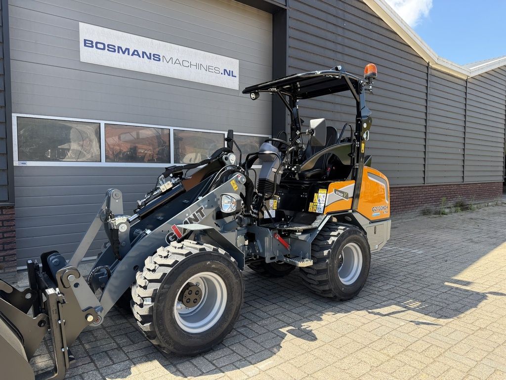 Giant G2700 X-TRA HD+ minishovel NIEUW skid banden €695 LEASE