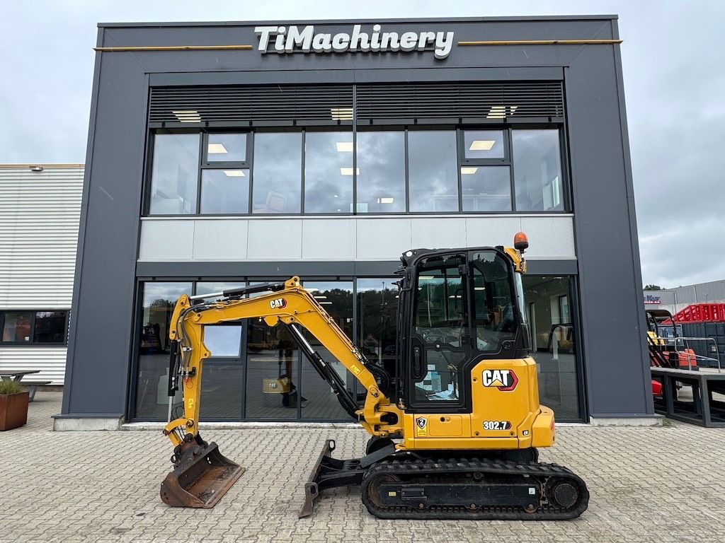 CAT 302.7 CR A/C