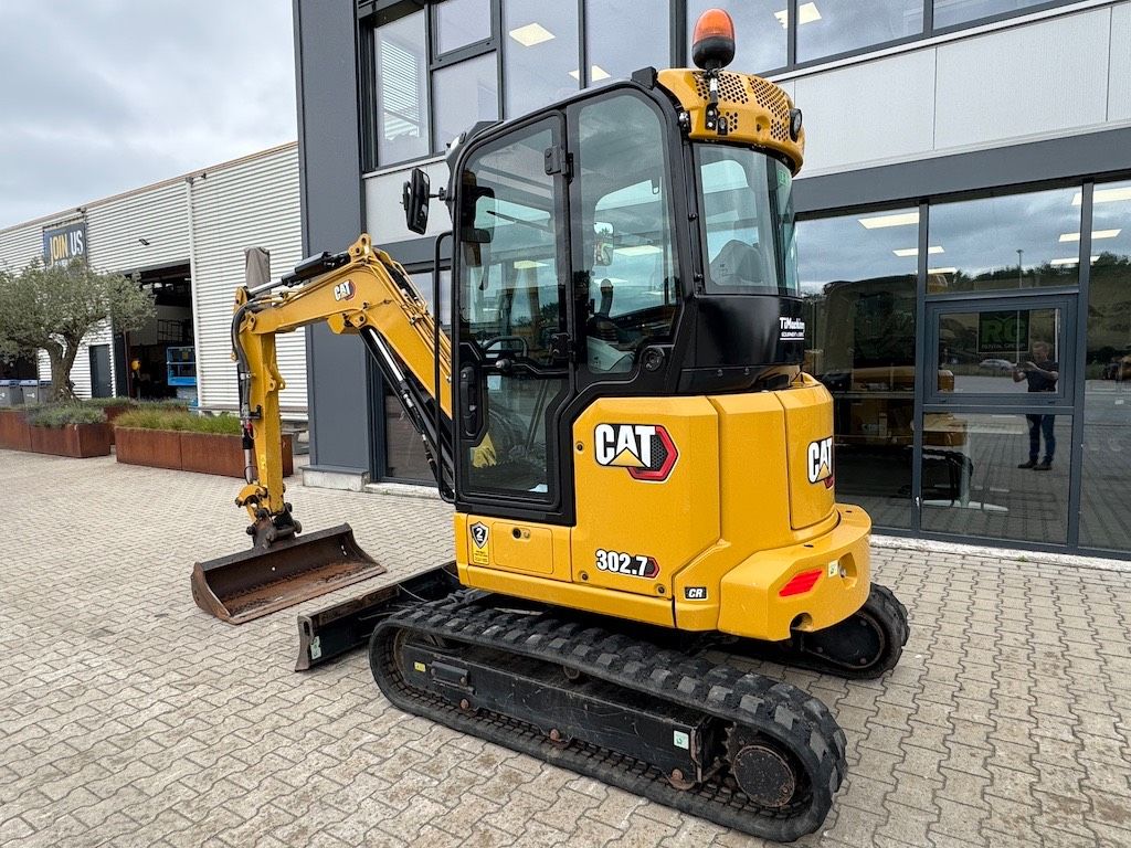 CAT 302.7 CR A/C